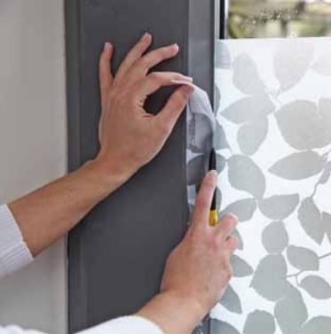 folie statică pe fereastră - aplicare - pasul 4